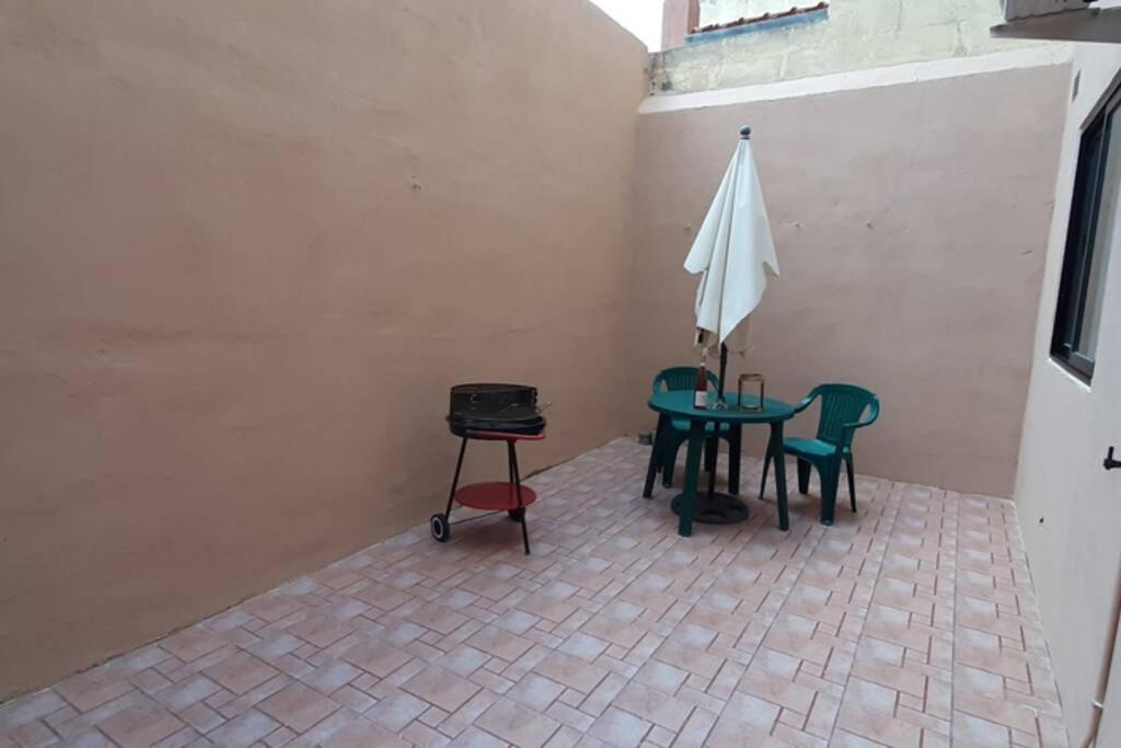 Joecen Apartment Marsaskala Eksteriør bilde