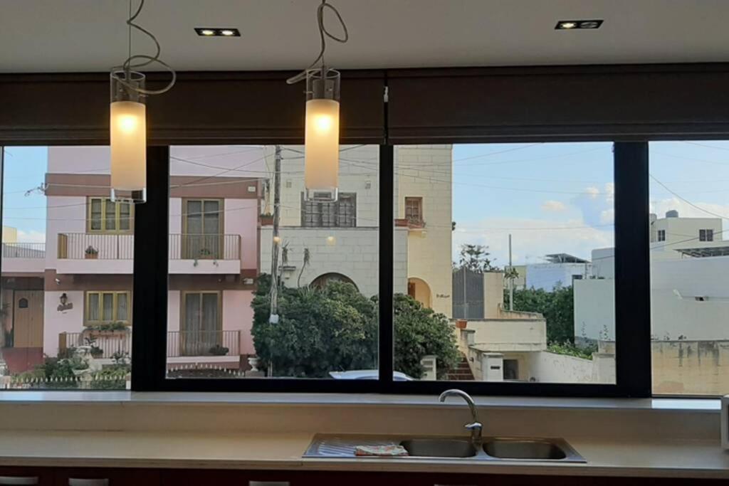 Joecen Apartment Marsaskala Eksteriør bilde